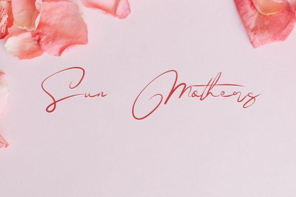 Sun Mothers Font for Digital Campaigns